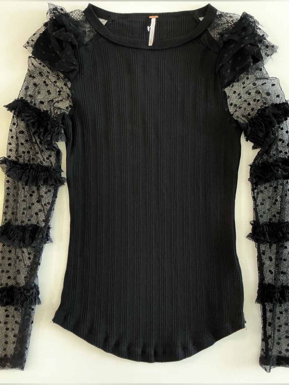 Free People Kiss Kiss Ruffle Lace Top Sz Medium - Picture 2 of 7